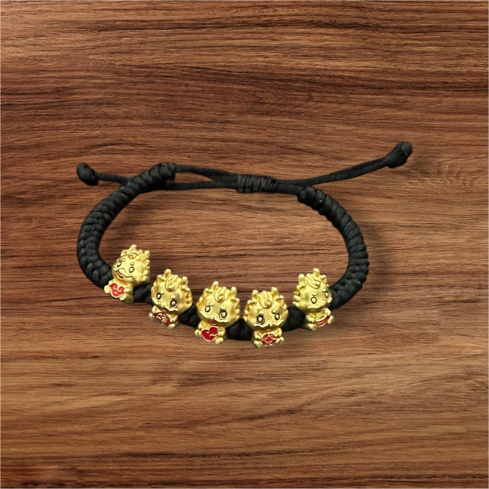 Charming Black Bracelet with Gold Dragos
